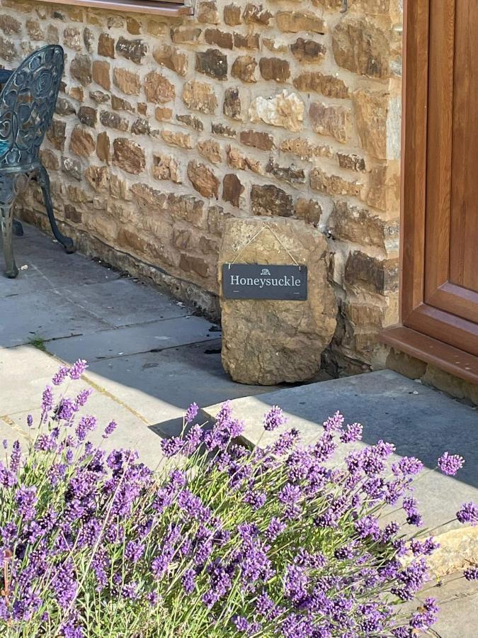 Honeysuckle Cottage - Hillside Holiday Cottages, Cotswolds Warmington Екстер'єр фото